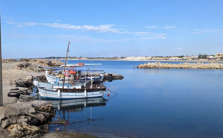 Δήμος και Λιμενικό Ταμείο Πύργου νομιμοποιούν το αλιευτικό καταφύγιο Σκαφιδιάς
