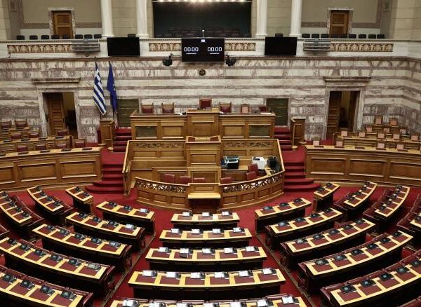 Συνεχίστηκε χθες η συζήτηση για το προσχέδιο του προϋπολογισμού του 2026 στην Επιτροπή Οικονομικών Υποθέσεων της Βουλής