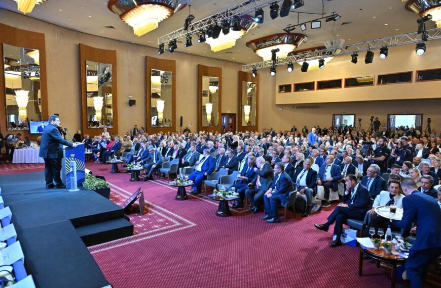 Γενική Συνέλευση ΕΝΠΕ χωρίς… Κώδικα: Σφοδρές αντιδράσεις για την υποβάθμιση των Περιφερειών