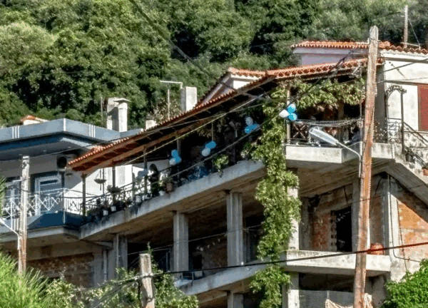 Τραγωδία στην Δυτική Αχαΐα: Ομολόγησε ο 25χρονος θείος – «Γλιστρήσαμε με τη γουρούνα και πέσαμε»