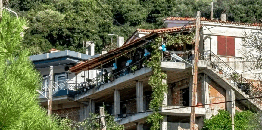 Τραγωδία στην Δυτική Αχαΐα: Ομολόγησε ο 25χρονος θείος – «Γλιστρήσαμε με τη γουρούνα και πέσαμε»