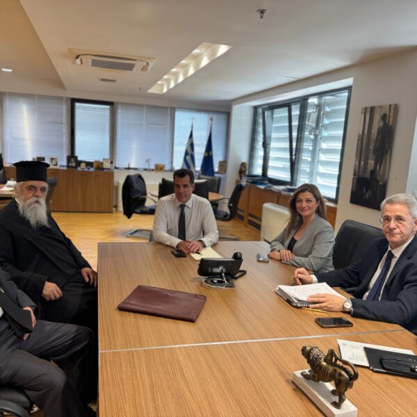 Συνάντηση Αυγερινοπούλου, Μητροπολίτου Ηλείας και Πλεύρη για ζητήματα του Πύργου!