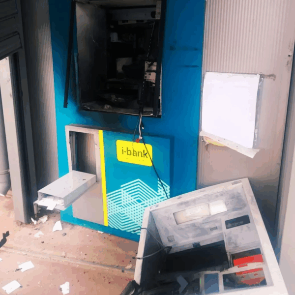 Πηνειός: Κινηματογραφική κλοπή ΑΤΜ από σούπερ μάρκετ στη Γαστούνη – Ταυτοποιήθηκαν οι δράστες