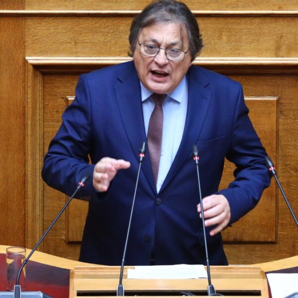 Παραιτήθηκε από το Κίνημα Δημοκρατίας ο Αλέξανδρος Αυλωνίτης