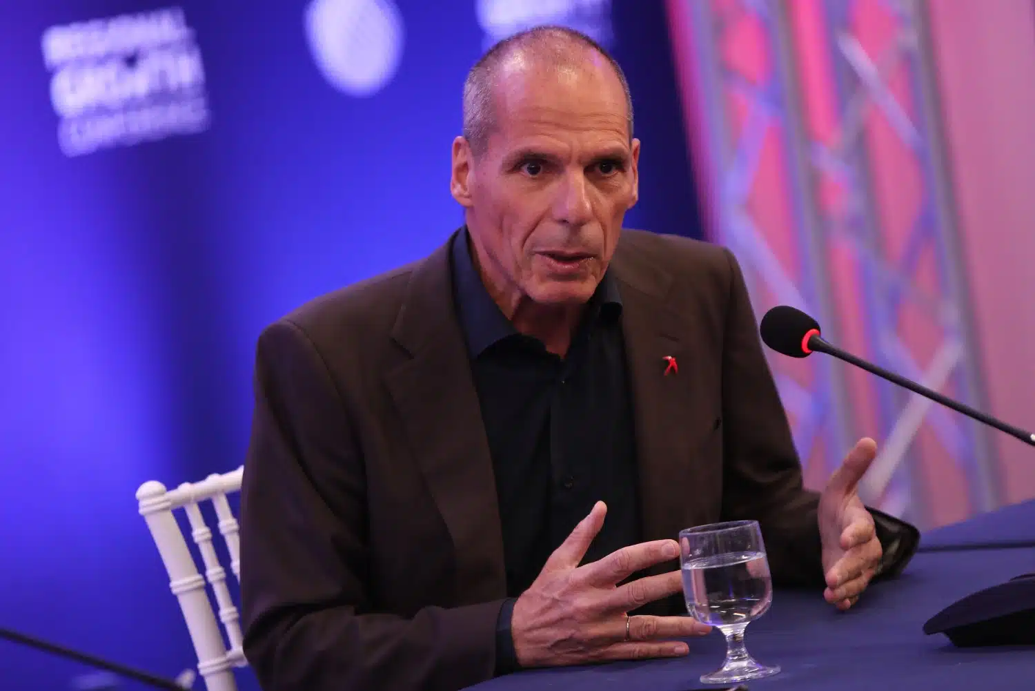 Ραγδαίες εξελίξεις μετά την αποκάλυψη ότι ο Γιάνης Βαρουφάκης έχει κάνει χρήση ναρκωτικών