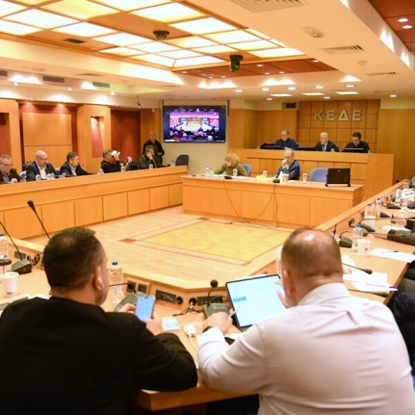 ΚΕΔΕ: Στο επίκεντρο η Συνταγματική Αναθεώρηση, το πρόγραμμα 55+ και τα Τοπικά Πολεοδομικά Σχέδια