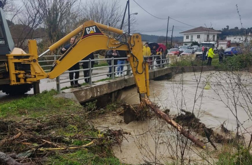 Ανδρίτσινα – Κρέστενα: Τεράστιες καταστροφές από τις ραγδαίες βροχοπτώσεις (ΦΩΤΟ)