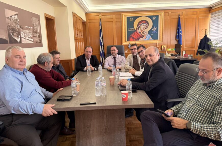 Σε συνάντηση εργασίας με επίκεντρο τη νέα αρδευτική περίοδο και τη διαχείριση των υδάτων βρέθηκε ο Νίκος Κοροβέσης (ΦΩΤΟ)