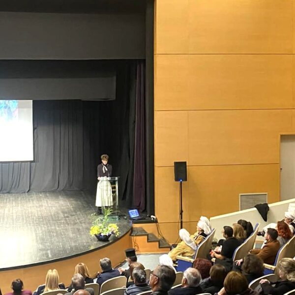 Ήλιδα: Με επιτυχία η επετειακή εκδήλωση «Ο Κλήρος στην Εθνεγερσία του 1821» στον Πολυχώρο Πολιτισμού (ΦΩΤΟ)