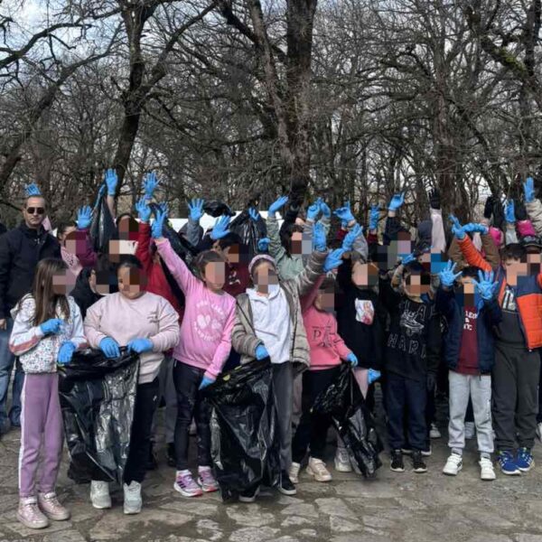 Δράση καθαρισμού στο δάσος της Φολόης από μαθητές Δημοτικών Σχολείων Λάλα και Κουμανίου