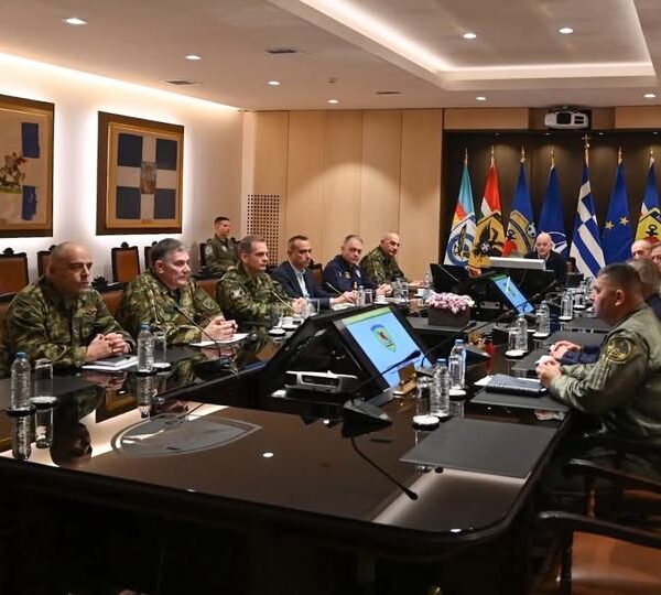 Έκτακτη σύσκεψη στο ΥΠΕΘΑ υπό τον Υπουργό Εθνικής Άμυνας Ν. Δένδια για τις εξελίξεις στην ευρύτερη περιοχή της Μ. Ανατολής