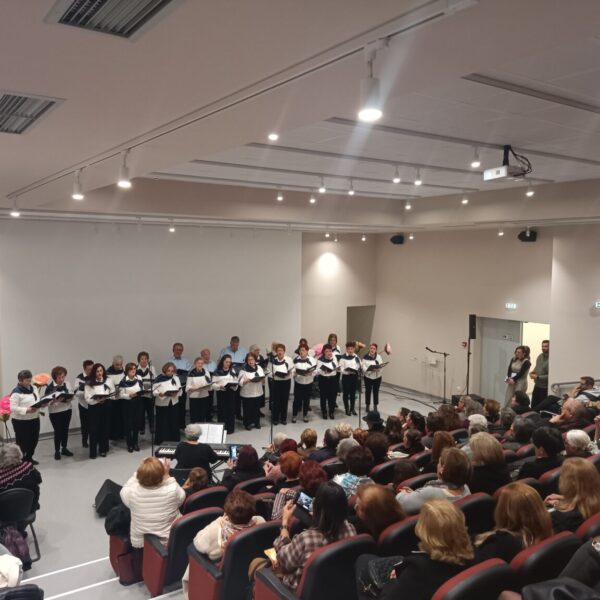 «Η Γυναίκα του Δήμου Ζαχάρως στο Φως» στο κατάμεστο Πολύκεντρο (ΦΩΤΟ)