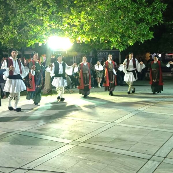 Ήλιδα: Με λαμπρότητα ο εορτασμός του Αγίου Γεωργίου στην πλατεία Καλίτσα! (ΦΩΤΟ)