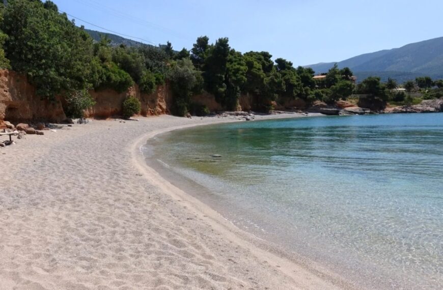 Ποια παραλία της Ηλείας βρίσκεται στη λίστα με τις 251 «Απάτητες Παραλίες»;