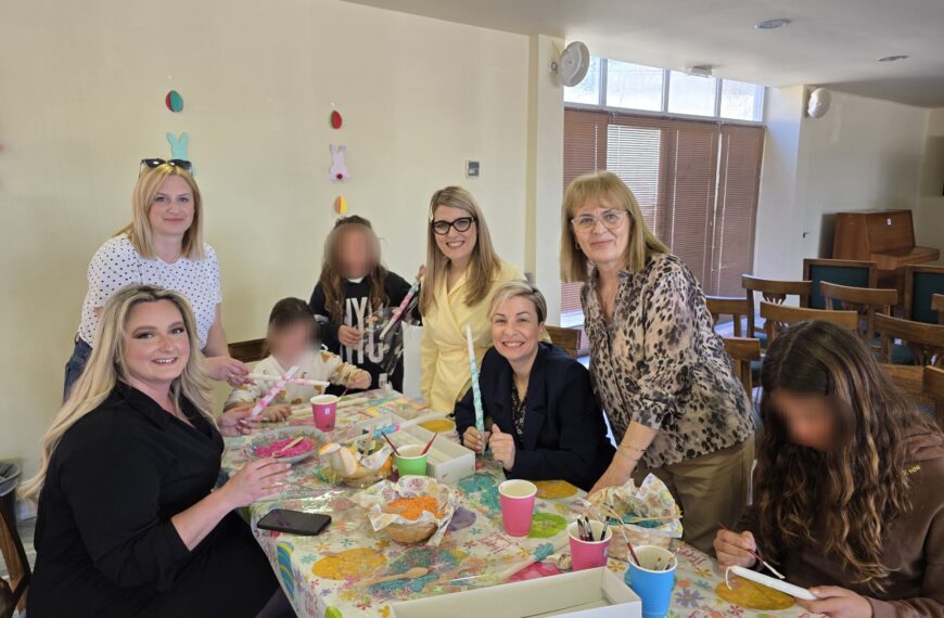 Αρχαία Ολυμπία: Παιδικά χαμόγελα και πασχαλινές δημιουργίες πλημμύρισαν το Δημαρχείο (ΦΩΤΟ)