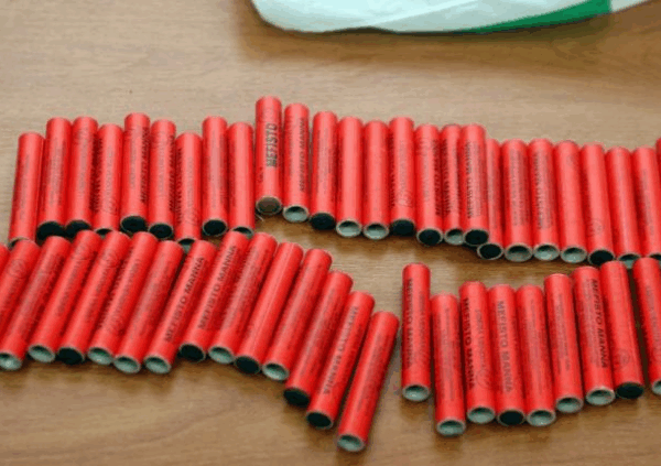 Ήλιδα: Ανήλικος τραυματίστηκε από κροτίδα στη Δάφνη – Συνελήφθησαν ο ίδιος και ο πατέρας του