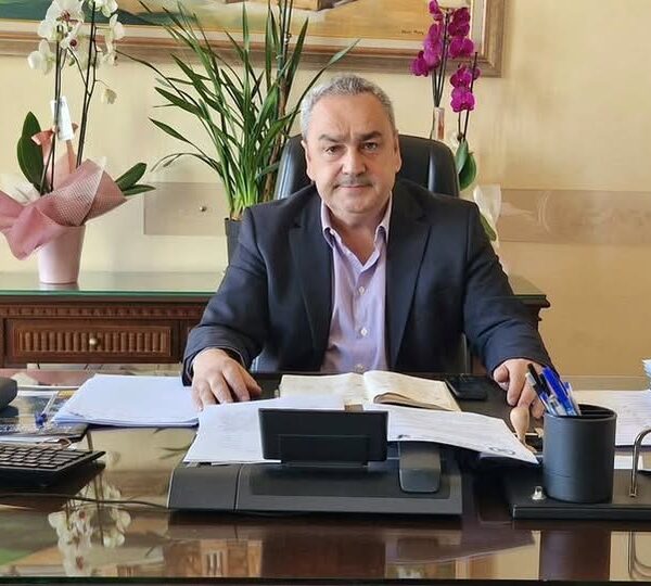 Δήμαρχος Πηνειού: Καλή Ανάσταση και Ευλογημένο Πάσχα