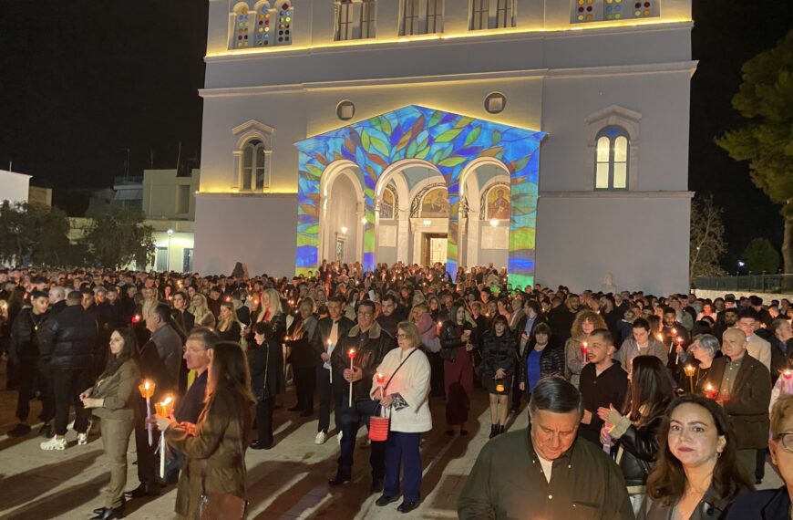 Σε κλίμα βαθιάς κατάνυξης υποδέχθηκε ο Πύργος το χαρμόσυνο μήνυμα της Ανάστασης!