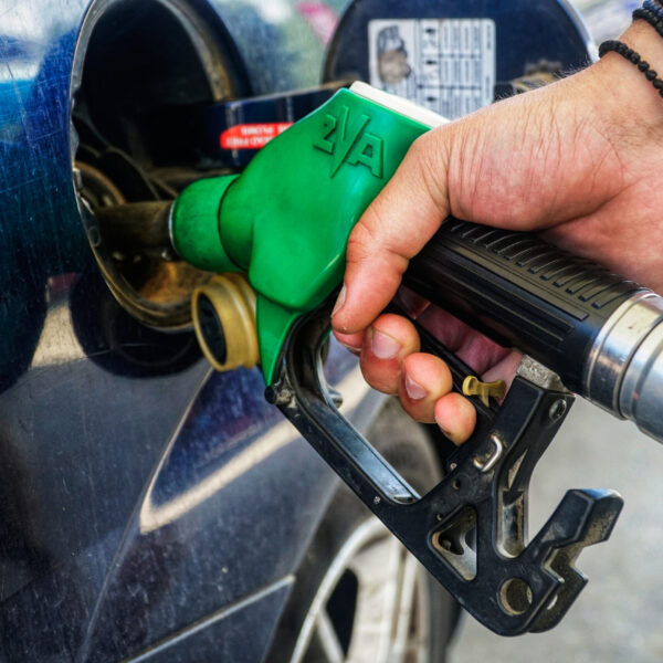 Εκπνέει η προθεσμία για το Fuel Pass! Σπεύσατε μέχρι αύριο, Πέμπτη!