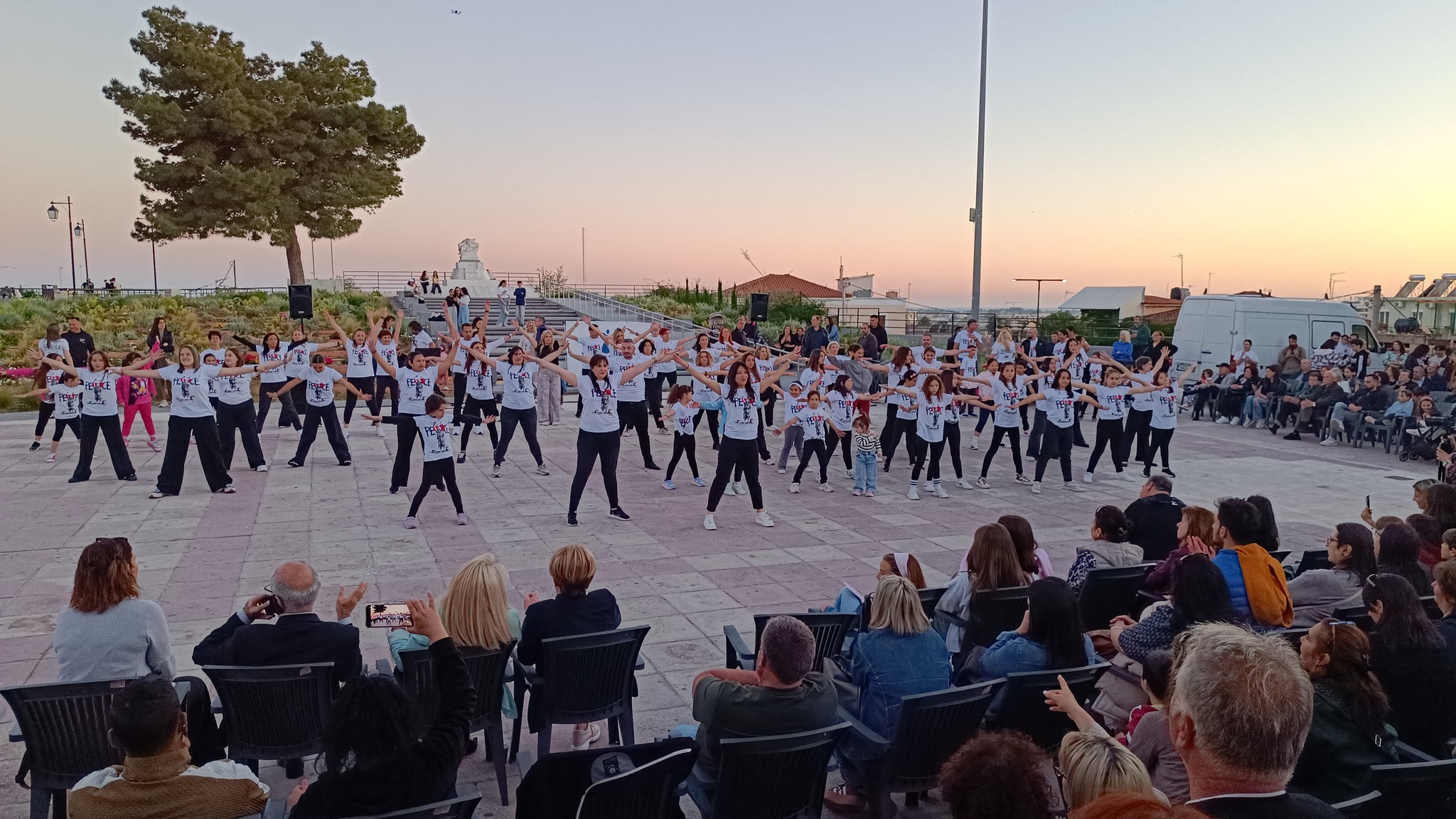 Πύργος: Με μεγάλη επιτυχία πραγματοποιήθηκε η εκδήλωση του Δήμου και της σχολής χορού «Χοροκίνηση»