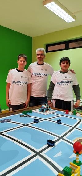 Καλή Επιτυχία στην Ομάδα Ρομποτικής του Δήμου Πύργου!