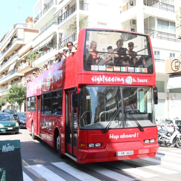 Διχογνωμία στο Δημοτικό Συμβούλιο Πύργου για την έλευση open bus κρουαζιέρας!