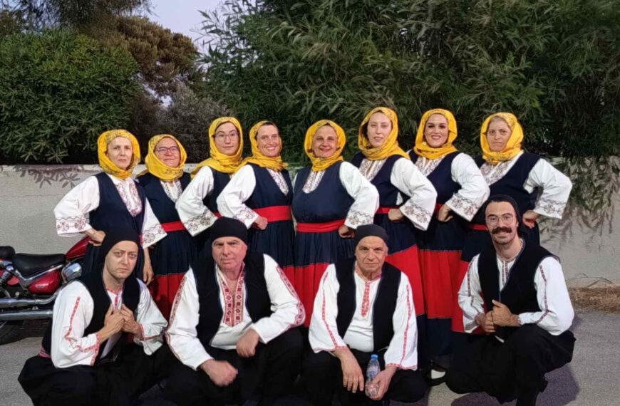 Με ιδιαίτερη επιτυχία ολοκληρώθηκε η συμμετοχή της Χορευτικής Ομάδας του Συλλόγου Ηλείων Αττικής στα Βραυρώνια 2026!