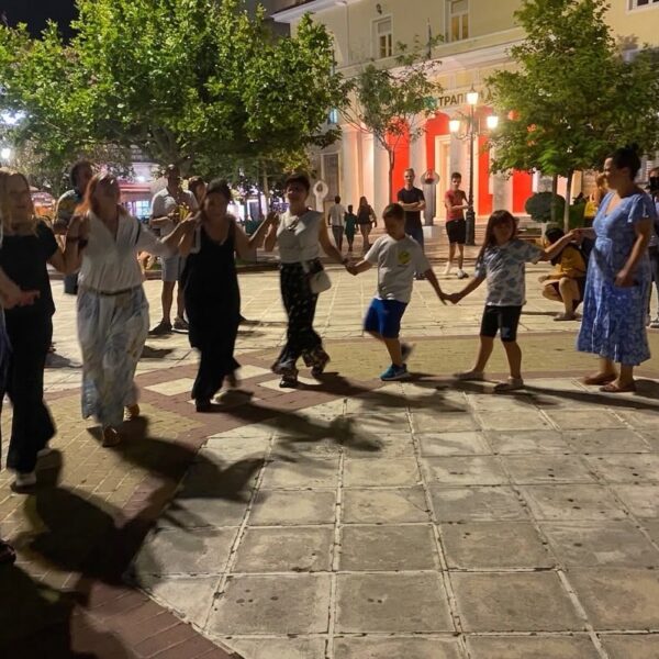 Πύργος: Ξεσήκωσε την πόλη το μουσικό σχήμα «Αγία Φανφάρα» στην Ευρωπαϊκή Ημέρα Μουσικής!