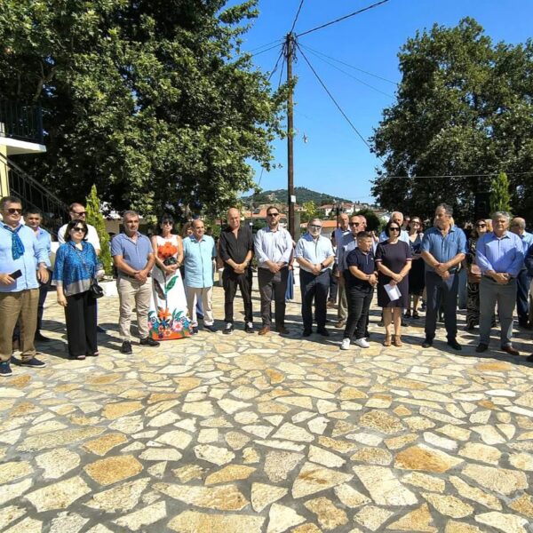 Σε κλίμα συγκίνησης η εκδήλωση μνήμης στην Κεραμιδιά για τα θύματα της ναζιστικής θηριωδίας