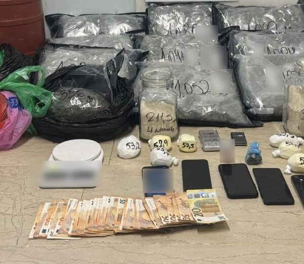 Εξαρθρώθηκε εγκληματική οργάνωση που διακινούσε συστηματικά ναρκωτικά στην Αχαΐα!