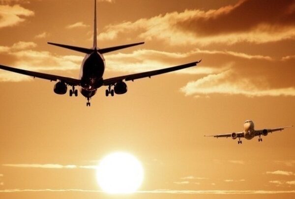 EASA: Σύσταση αποφυγής πτήσεων σε πέντε χώρες του Κόλπου λόγω της κλιμάκωσης στη Μέση Ανατολή