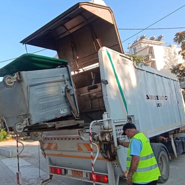 Εντατικοποίηση των καθαρισμών και απολυμάνσεων κάδων στον Δήμο Ήλιδας