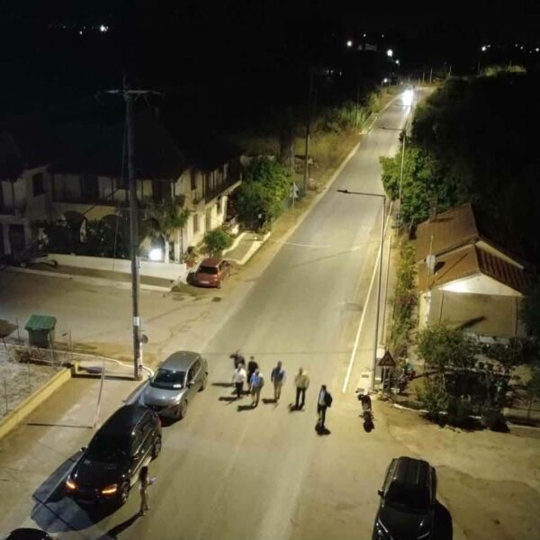 Ολοκληρώθηκε η πρώτη φάση του έργου ηλεκτροφωτισμού στην Παλαιά Εθνική Οδό στο τμήμα που συνδέει τη Νέα Μανωλάδα με Βάρδα