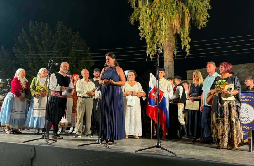 Με μεγάλη επιτυχία και πλήθος κόσμου το Φεστιβάλ Παραδοσιακού Χορού 2026 στην Ανδραβίδα